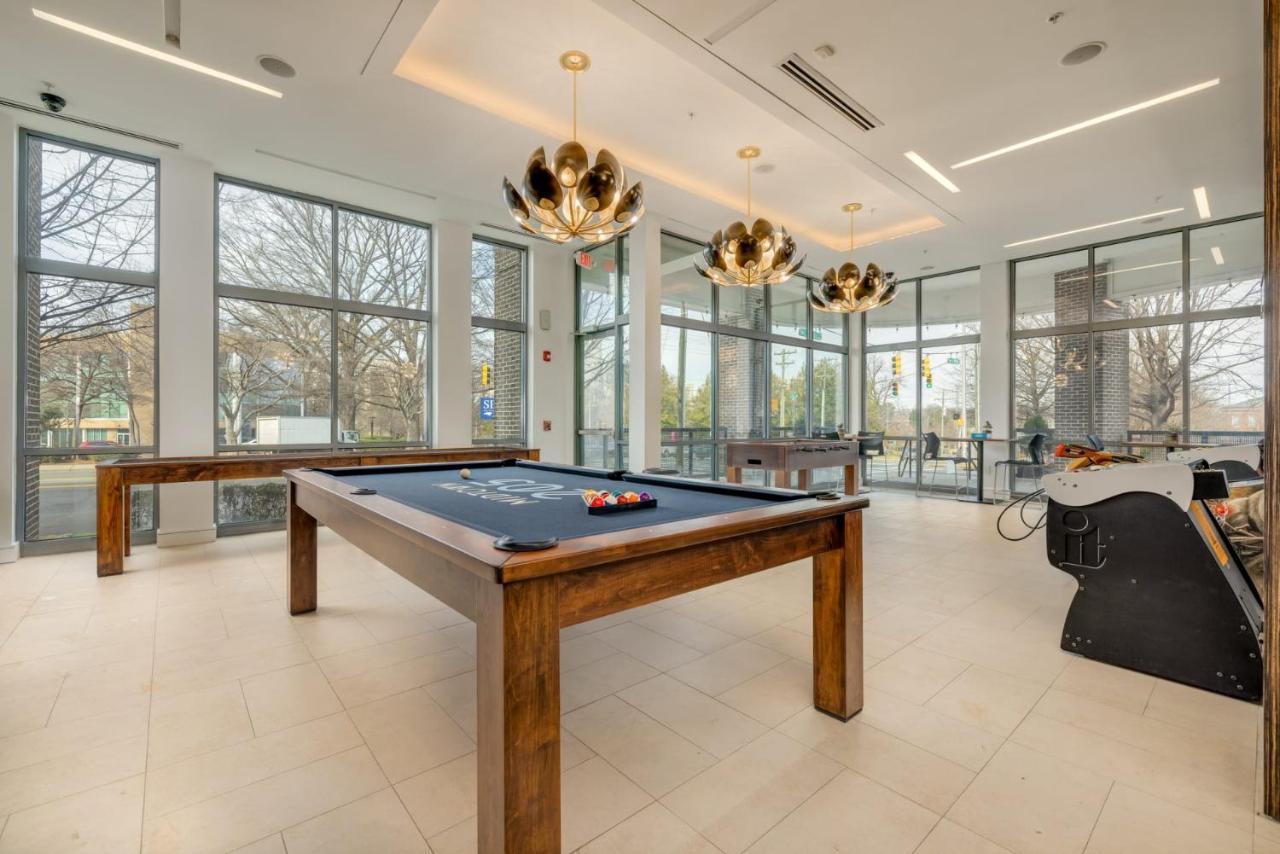Premium Apartments And Studios At Midtown 205 In Шарлът Екстериор снимка